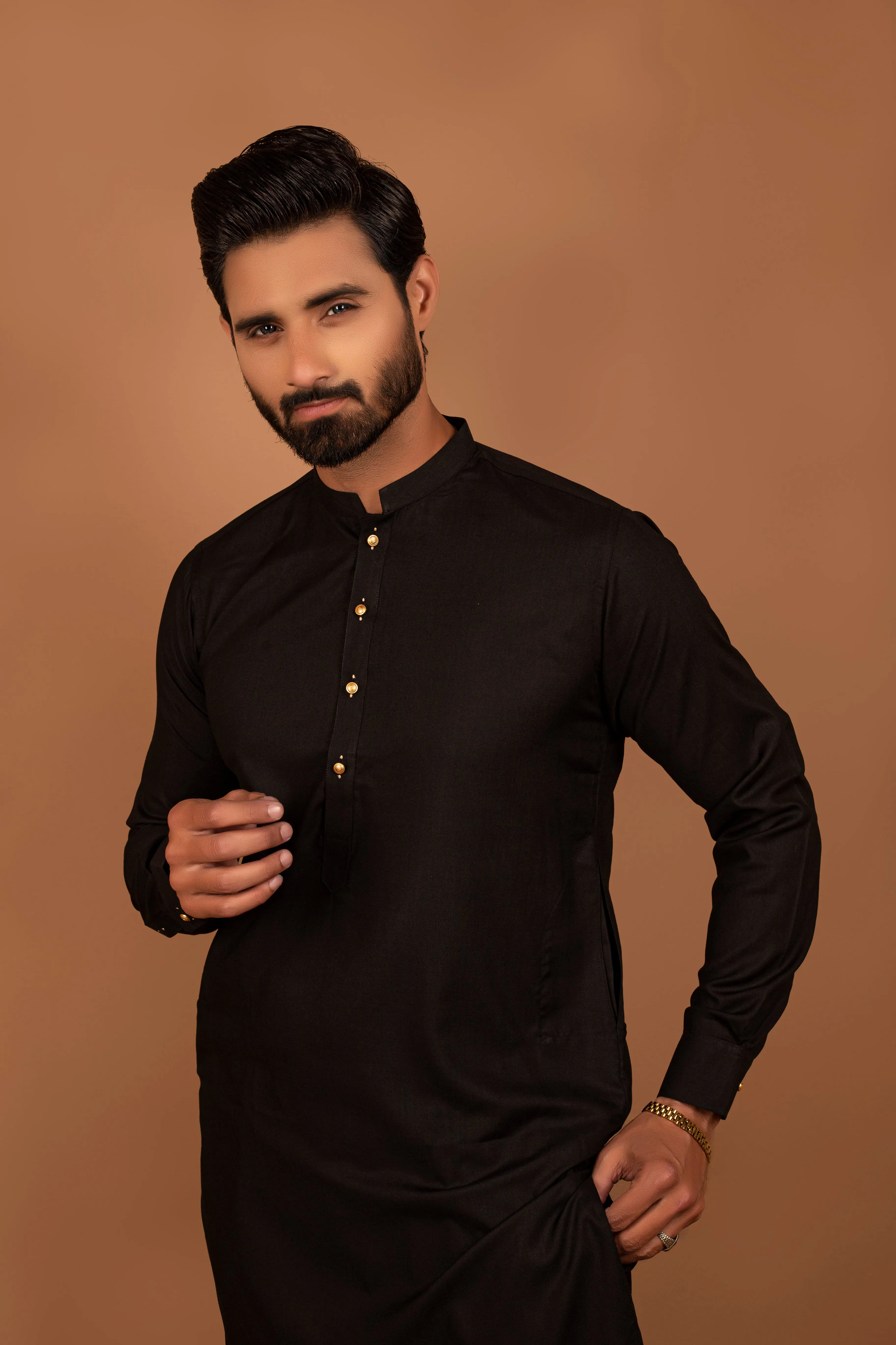 ER 332 Kurta Pajama Man