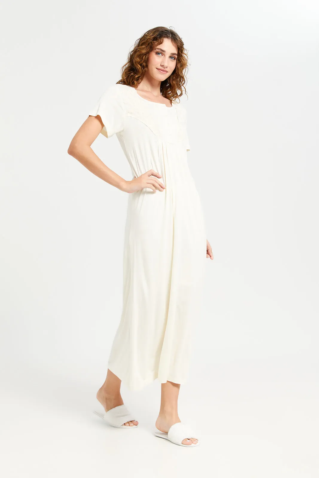 Women Ivory Embroidery Frill Sleeves Nightgown