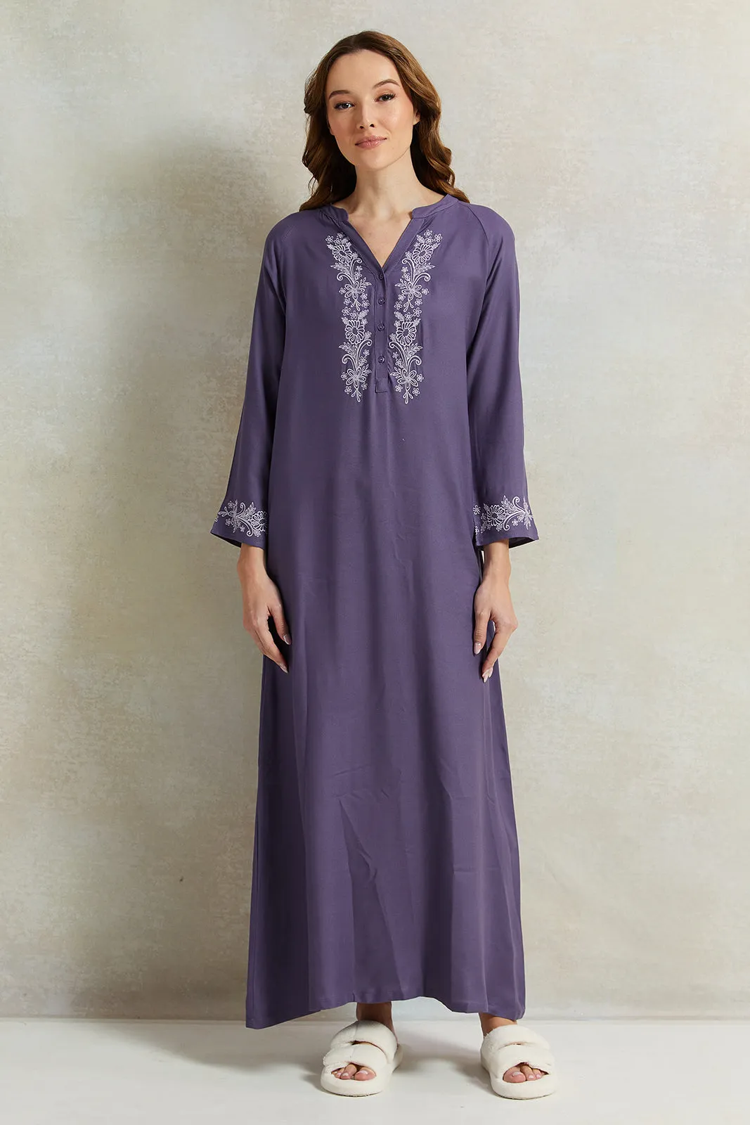 Women Purple Placket Embroidery Nightgown